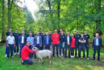 AKKUŞ BLDSPOR KURBAN KESTİ