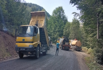 AKKUŞ’UN YOLLARI ASFALTLA BULUŞUYOR