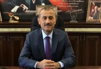 “GAZETECİLERİN FEDAKÂRLIK VE GAYRETLERİNİ TAKDİRLE KARŞILIYORUM”