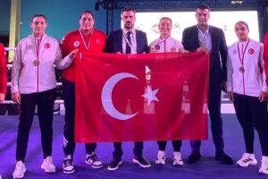 MİLLİ BOKSÖRLERDEN 6 MADALYA