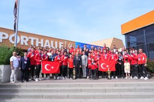 KARATE ŞAMPİYONASINDA 9 MADALYA   