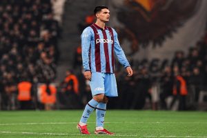 TÜRKİYE’DEN YURT DIŞINA FUTBOLCU AKINI!