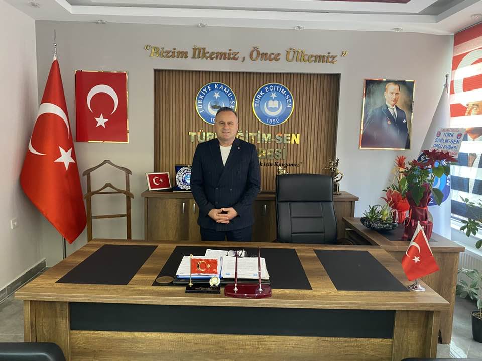 ŞEYHOĞLU’NDAN EĞİTİMCİLERİN ONURU VE MESLEK İTİBARI ÜZERİNE KRİTİK AÇIKLAMA