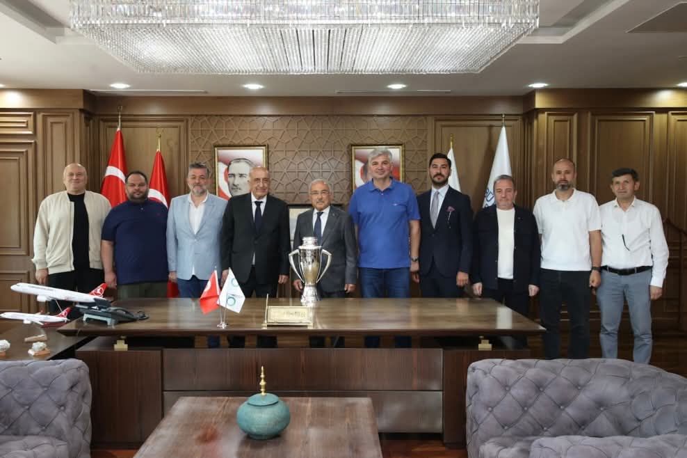 ŞAMPİYON TAKIMDAN BÜYÜKŞEHİR ÇIKARMASI