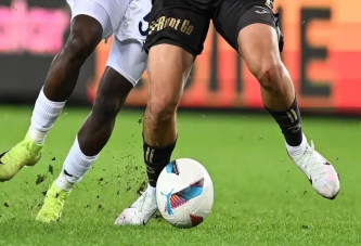 16 KULÜBE UEFA LİSANSI