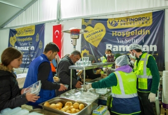 ALTINORDU BELEDİYESİ BU RAMAZANDA DA GÖNÜLLERİ FETHETTİ