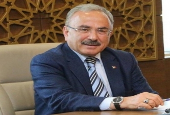 “BABALAR GÜNÜ’NÜ GÖNÜLDEN KUTLUYORUM”