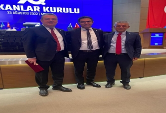 BAHADIR BAŞ’A TÜRMOB’DAN TEŞEKKÜR PLAKETİ