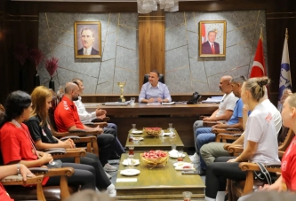 BAŞARANLAR KİBAR’IN MAKAMINDAYDI