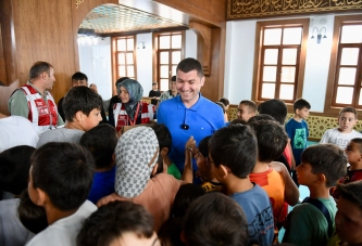 BAŞKAN TEPE’DEN KUR’AN KURSU ÖĞRENCİLERİNE SÜRPRİZ