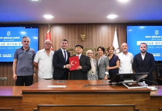 ÇOCUK OYUN EVİ İÇİN İMZALAR ATILDI