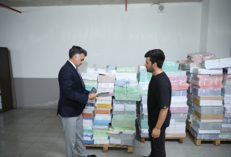 DERS KİTAPLARI ÖĞRENCİLERLE BULUŞTU