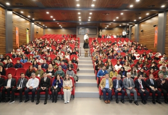 “ EĞİTİM SADECE AKADEMİK BAŞARIDAN İBARET DEĞİL”