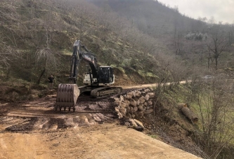 FATSA’DA TAŞ DUVAR ÇALIŞMALARI