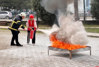 GENÇLİK MERKEZİNDE TATBİKAT