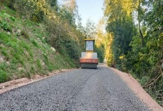 KIRSALDA YOL ÇALIŞMALARI HIZ KESMİYOR