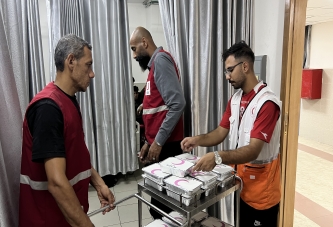 KIZILAY’DAN GAZZE’YE SICAK YEMEK