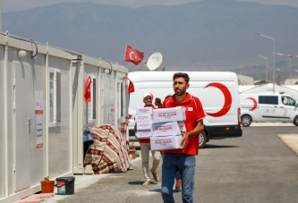 KURBAN PAYLARI DEPREMZEDELERE ULAŞIYOR