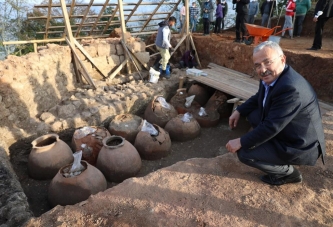 KURUL KALESİ YOLU SICAK ASFALTA KAVUŞUYOR