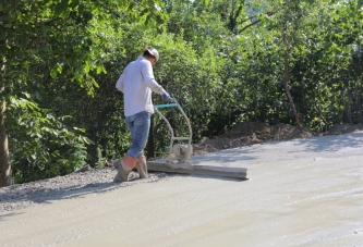 MAHALLELERE BETON YOL KONFORU