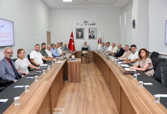 “NİTELİKLİ TARIM İŞÇİSİ SORUNU ÇÖZÜLMELİ”