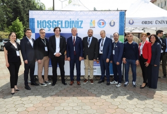 ODÜ’DE MİKROCERRAHİ TOPLANTISI GERÇEKLEŞTİRİLDİ