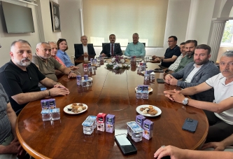 ŞANLITÜRK; “ŞOFÖRLERİMİZİN SORUNLARINI YAKINDAN BİLİYORUZ”