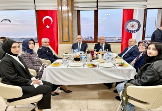 ŞEHİT AİLELERİ VE GAZİLER İFTARDA BULUŞTU
