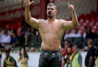 SERİK’TE ŞİMŞEK İŞİ BİTİRDİ
