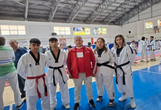TAEKWONDO YENİ SAYFA AÇTILAR