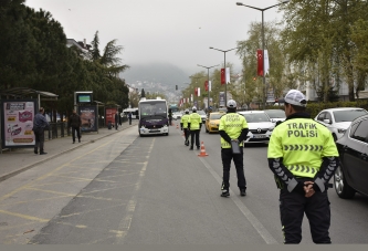 TRAFİK CANAVARLARINA CEZA YAĞDI