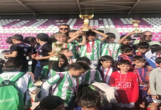 ÜNYE FEVZİ ÇAKMAK BAŞARDI