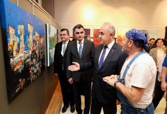 VALİ EROL SERGİ AÇILIŞINA KATILDI