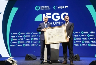 YEŞİLAY'DAN KÜRESEL LİDERLİK