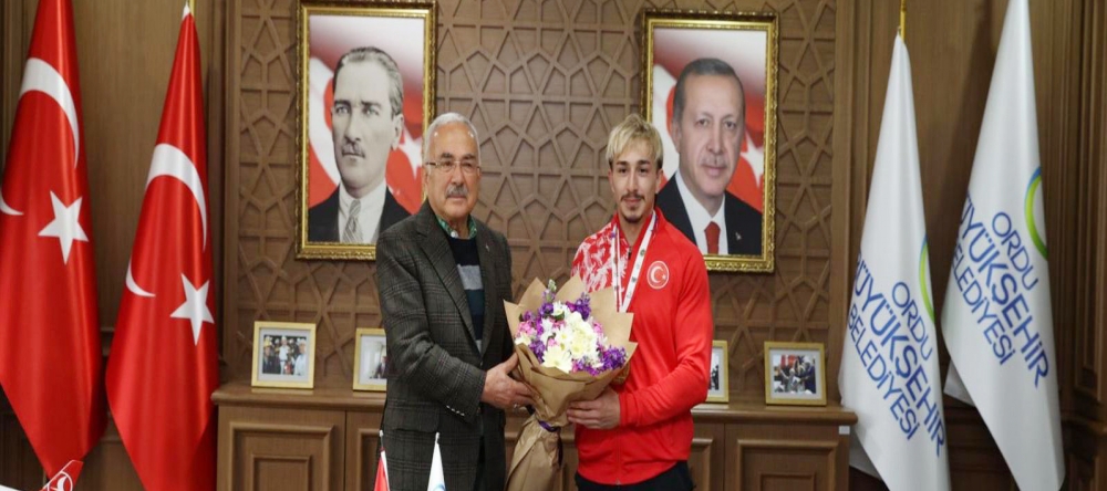 ŞAMPİYON BÜYÜKŞEHİR’DE