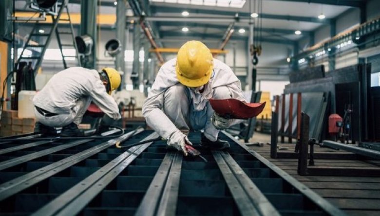 ÜCRETLİ ÇALIŞAN SAYISI YILLIK ARTTI