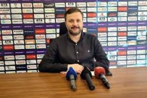       DENİZ: HEDEFİMİZ DİREK 2. LİG