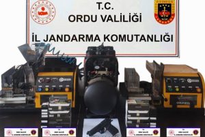       JANDARMA ASAYİŞ OPERASYONLARINDA 15 KİŞİ TUTUKLANDI   