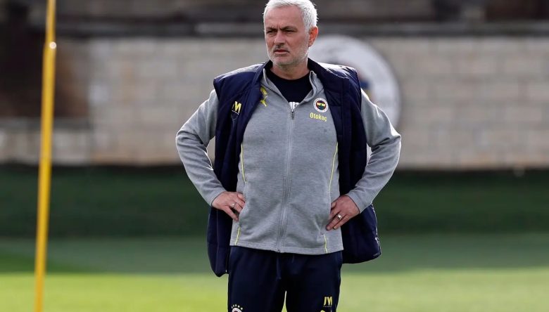 4 TEKNİK ADAMLA YOLLAR AYRILDI