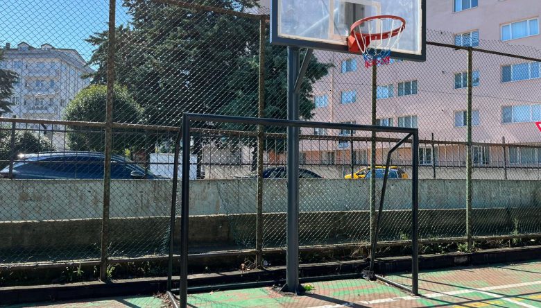 BÜYÜKŞEHİRDEN OKULLARA DESTEK