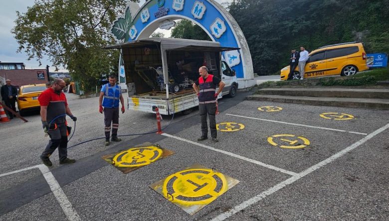 TAKSİ DURAKLARINDA BOYAMA ÇALIŞMASI