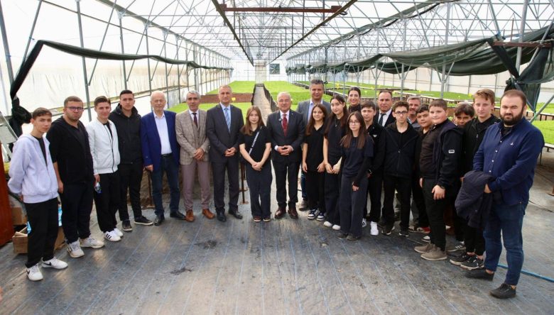 BAŞKAN GÜLER, TARIM ÖĞRENCİLERİNİ AĞIRLADI