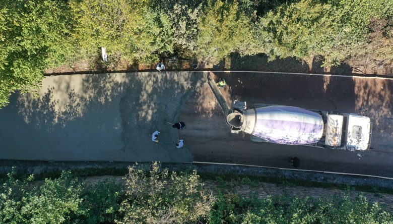 GRUP YOLU KONFORA KAVUŞUYOR