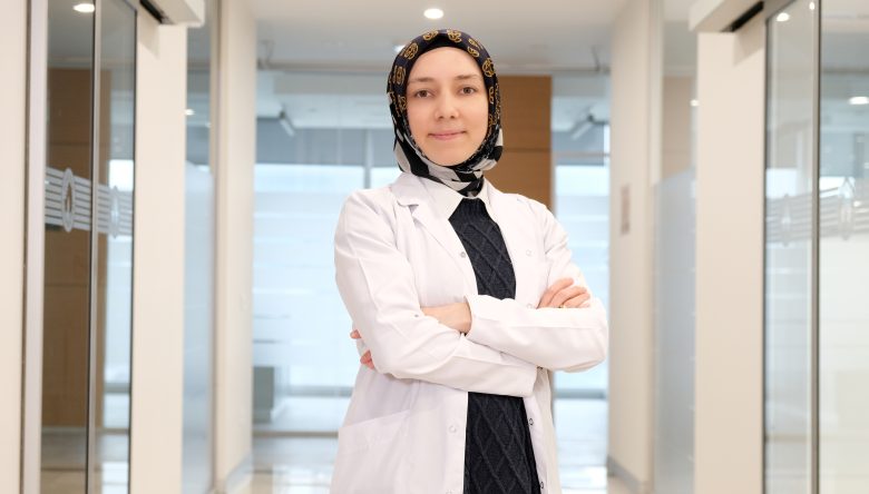 DİŞ ETİ ÇEKİLMESİNİN EN BÜYÜK SEBEBİ DİŞ TAŞI!