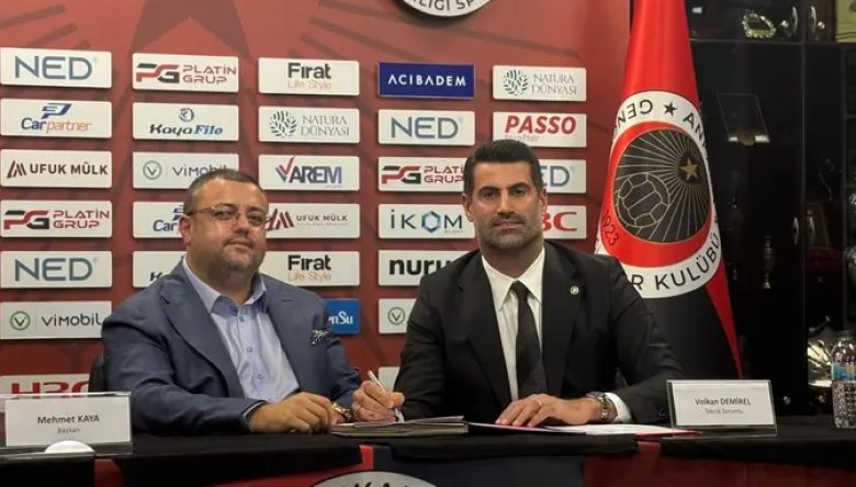 10 HAFTADA 8 TEKNİK ADAM DEĞİŞTİ