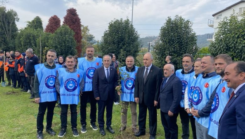 TÜRK EĞİTİM SEN, AĞAÇ DİKİM KAMPANYASINI BAŞLATTI