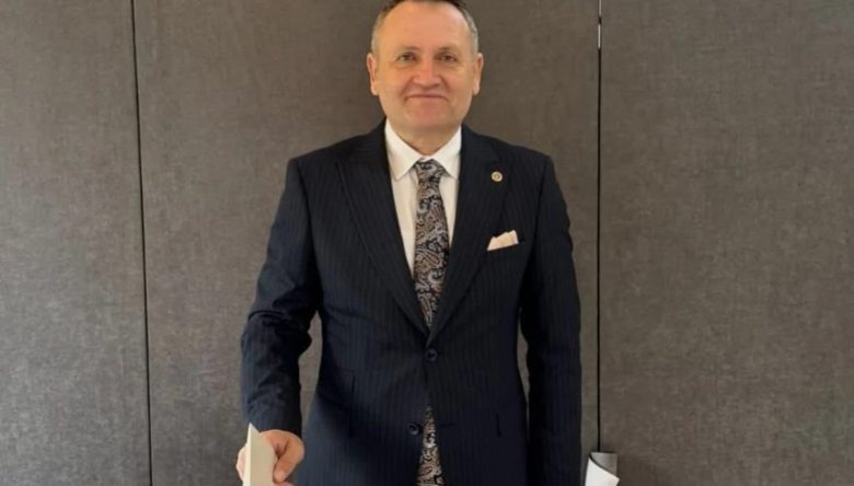 BAŞKAN ZENGİN GÜVEN TAZELEDİ