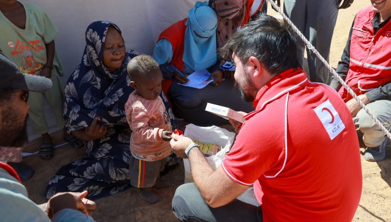 KIZILAY’DAN SUDAN’A GIDA DESTEĞİ   