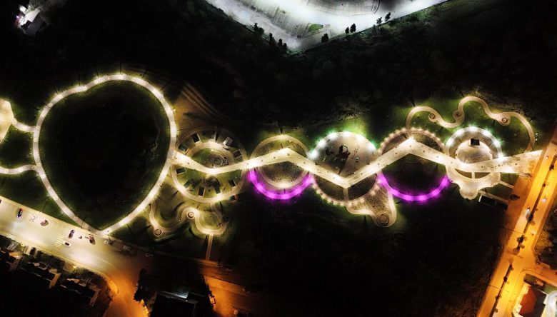 DURUGÖL’ÜN IŞILTISI GÖZ KAMAŞTIRIYOR