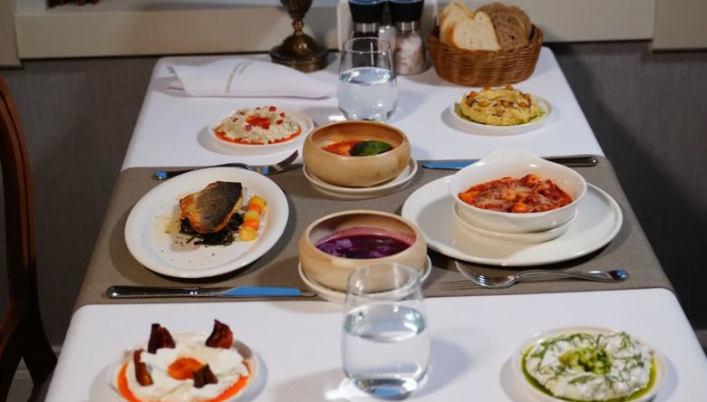 GASTRONOMİ MERKEZİ MİSAFİRLERİNİ AĞIRLAMAYA DEVAM EDİYOR